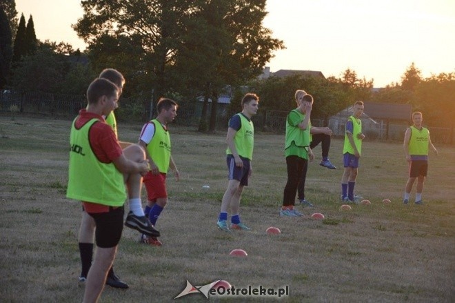 Sezon 2015/16 - pierwszy trening Korony Ostrołęka [06.07.2015] - zdjęcie #60 - eOstroleka.pl