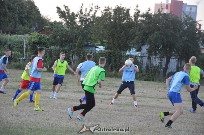 Sezon 2015/16 - pierwszy trening Korony Ostrołęka [06.07.2015] - zdjęcie #8 - eOstroleka.pl