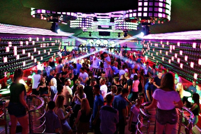 Noc szpilek w Clubie Ibiza - zdjęcie #41 - eOstroleka.pl