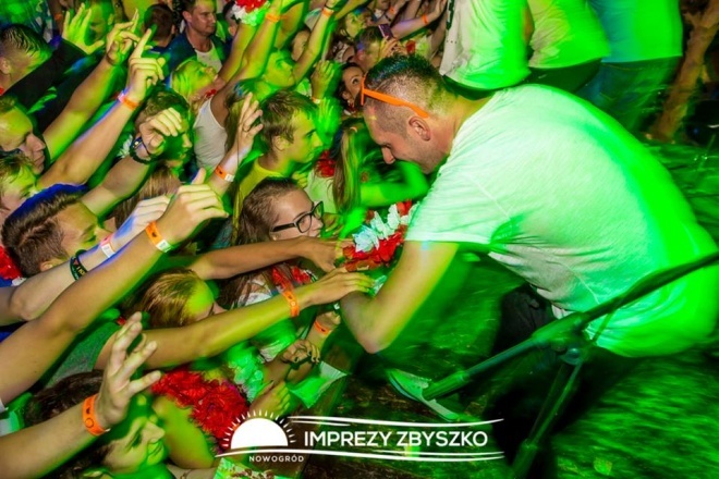 PLAYBOYS & 21 URODZINY HOTELU ZBYSZKA [05.07.2015] - zdjęcie #67 - eOstroleka.pl