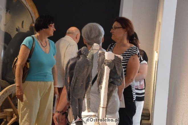 Wystawa rzeźby Grzegorza Witka [07.07.2015] - zdjęcie #6 - eOstroleka.pl