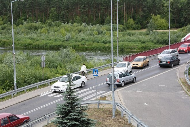 Kolizja 3 aut na nowym moście [11.07.2015] - zdjęcie #3 - eOstroleka.pl