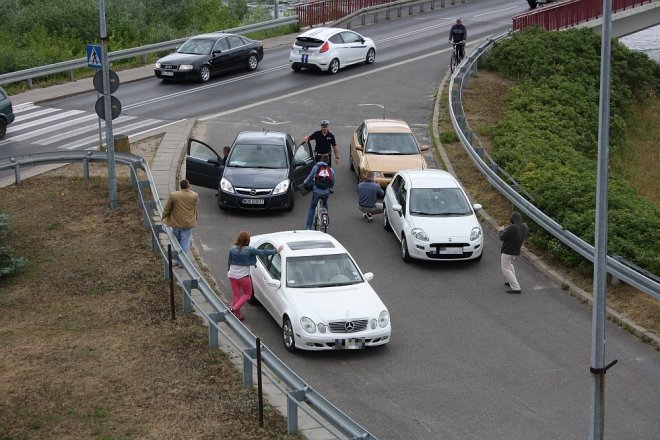 Kolizja 3 aut na nowym moście [11.07.2015] - zdjęcie #10 - eOstroleka.pl