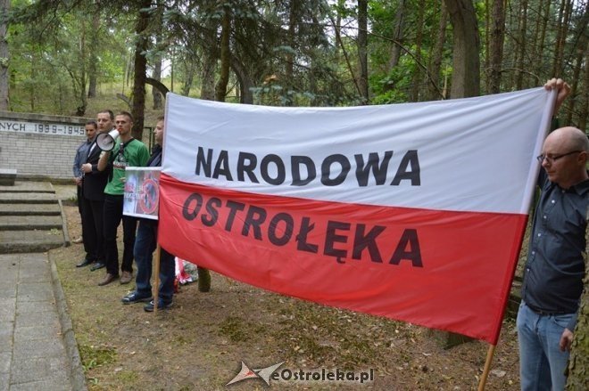 Obchody 72. rocznicy rzezi wołyńskiej [11.07.2015] - zdjęcie #10 - eOstroleka.pl