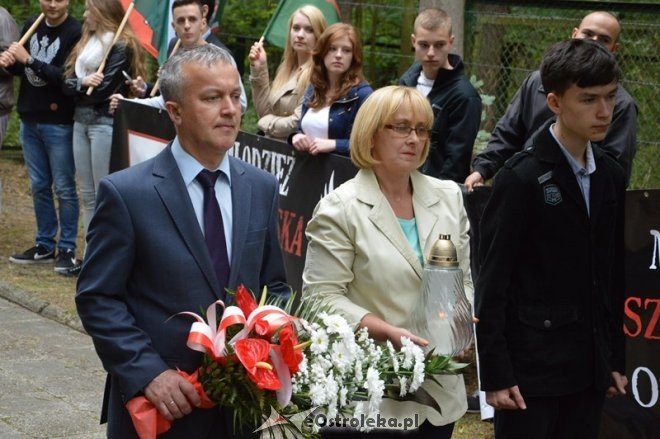Obchody 72. rocznicy rzezi wołyńskiej [11.07.2015] - zdjęcie #12 - eOstroleka.pl