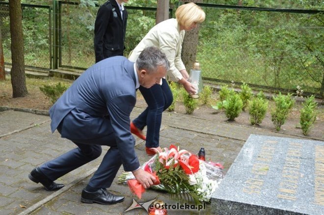 Obchody 72. rocznicy rzezi wołyńskiej [11.07.2015] - zdjęcie #7 - eOstroleka.pl