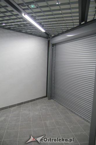 Budowa hali targowej na finiszu. Za kilka tygodni zrobimy w niej zakupy [13.07.2015] - zdjęcie #72 - eOstroleka.pl