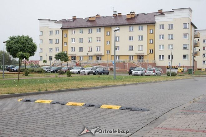 Ostrołęka: Bezpieczniej na osiedlu OTBS przy Jana Pawła [14.07.2015] - zdjęcie #10 - eOstroleka.pl