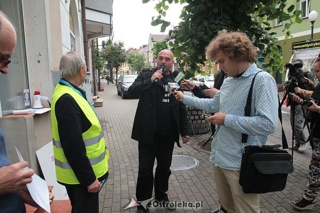 Ostrołęka: Domagali się promocji referendum o JOW-ach [14.07.2015] - zdjęcie #8 - eOstroleka.pl