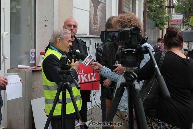 Ostrołęka: Domagali się promocji referendum o JOW-ach [14.07.2015] - zdjęcie #16 - eOstroleka.pl