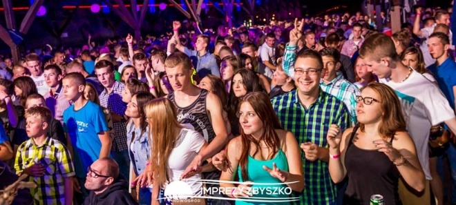 Imprezy Zbyszko: Koncert Zespołu Exelent - zdjęcie #41 - eOstroleka.pl