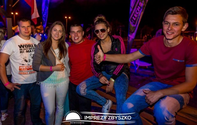 Imprezy Zbyszko: Koncert Zespołu Exelent - zdjęcie #38 - eOstroleka.pl
