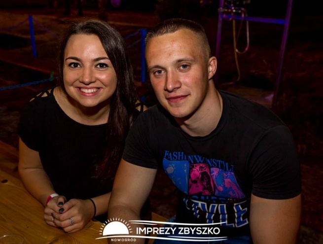 Imprezy Zbyszko: Koncert Zespołu Exelent - zdjęcie #23 - eOstroleka.pl