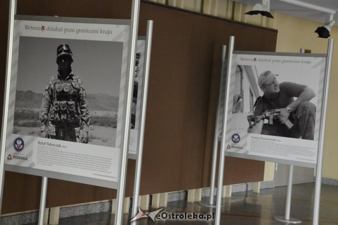 Wystawa fotografii weteranów wojennych [20.07.2015] - zdjęcie #16 - eOstroleka.pl