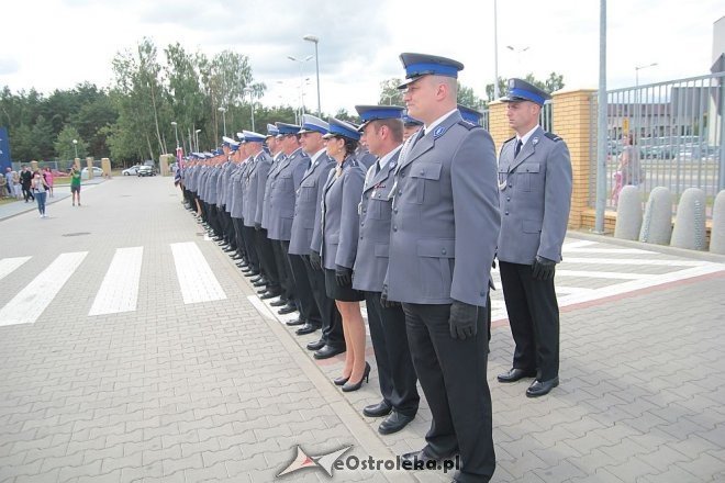 Ostrołęka: Miejskie obchody święta policji. 70 mundurowych awansowano na wyższe stopnie [23.07.2015] - zdjęcie #10 - eOstroleka.pl