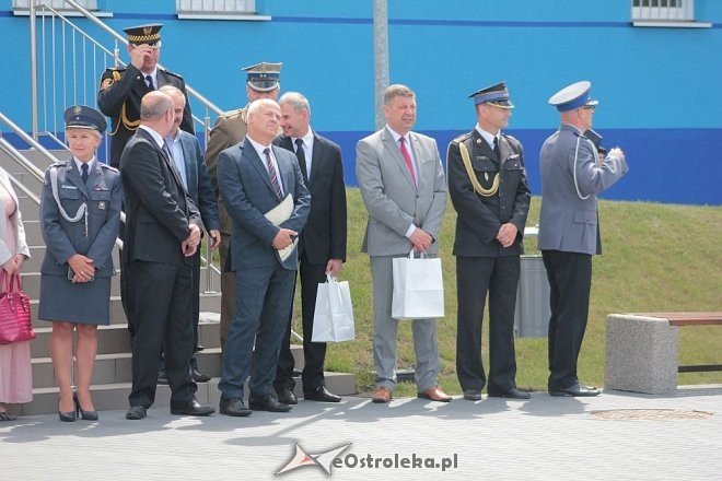 Ostrołęka: Miejskie obchody święta policji. 70 mundurowych awansowano na wyższe stopnie [23.07.2015] - zdjęcie #17 - eOstroleka.pl