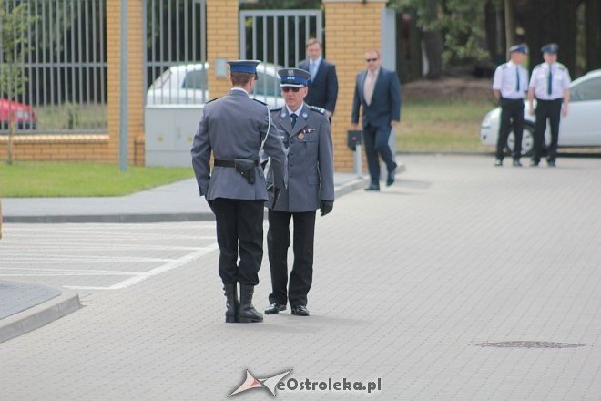Ostrołęka: Miejskie obchody święta policji. 70 mundurowych awansowano na wyższe stopnie [23.07.2015] - zdjęcie #24 - eOstroleka.pl