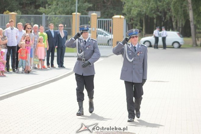 Ostrołęka: Miejskie obchody święta policji. 70 mundurowych awansowano na wyższe stopnie [23.07.2015] - zdjęcie #27 - eOstroleka.pl