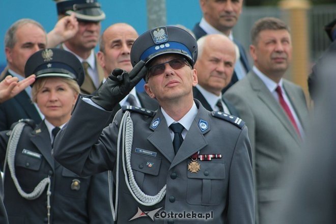 Ostrołęka: Miejskie obchody święta policji. 70 mundurowych awansowano na wyższe stopnie [23.07.2015] - zdjęcie #59 - eOstroleka.pl