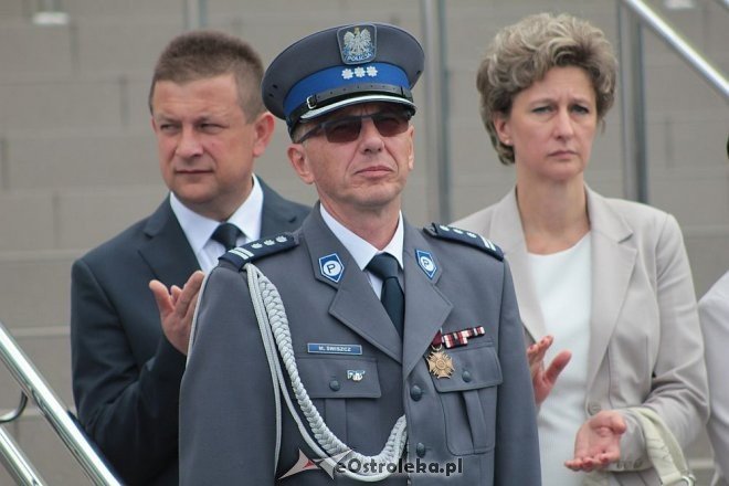 Ostrołęka: Miejskie obchody święta policji. 70 mundurowych awansowano na wyższe stopnie [23.07.2015] - zdjęcie #66 - eOstroleka.pl
