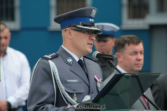 Ostrołęka: Miejskie obchody święta policji. 70 mundurowych awansowano na wyższe stopnie [23.07.2015] - zdjęcie #171 - eOstroleka.pl