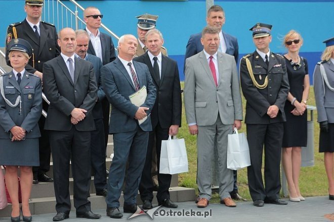 Ostrołęka: Miejskie obchody święta policji. 70 mundurowych awansowano na wyższe stopnie [23.07.2015] - zdjęcie #156 - eOstroleka.pl