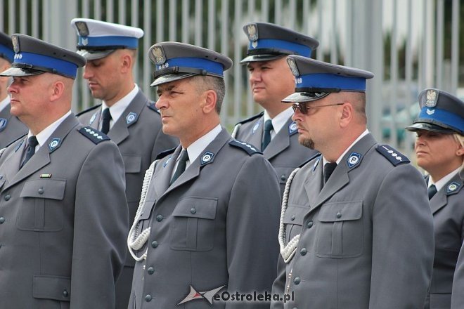 Ostrołęka: Miejskie obchody święta policji. 70 mundurowych awansowano na wyższe stopnie [23.07.2015] - zdjęcie #120 - eOstroleka.pl