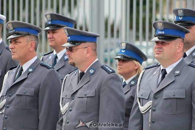 Ostrołęka: Miejskie obchody święta policji. 70 mundurowych awansowano na wyższe stopnie [23.07.2015] - zdjęcie #118 - eOstroleka.pl
