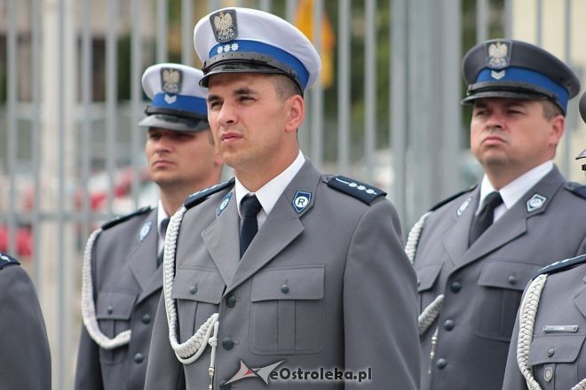 Ostrołęka: Miejskie obchody święta policji. 70 mundurowych awansowano na wyższe stopnie [23.07.2015] - zdjęcie #112 - eOstroleka.pl