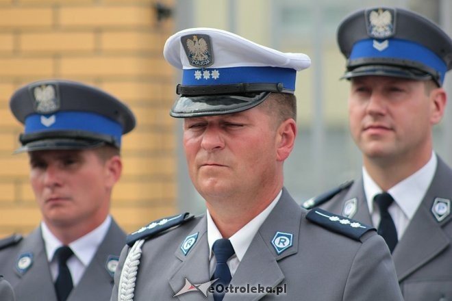 Ostrołęka: Miejskie obchody święta policji. 70 mundurowych awansowano na wyższe stopnie [23.07.2015] - zdjęcie #106 - eOstroleka.pl