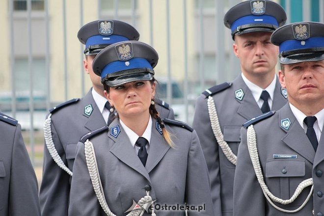 Ostrołęka: Miejskie obchody święta policji. 70 mundurowych awansowano na wyższe stopnie [23.07.2015] - zdjęcie #94 - eOstroleka.pl