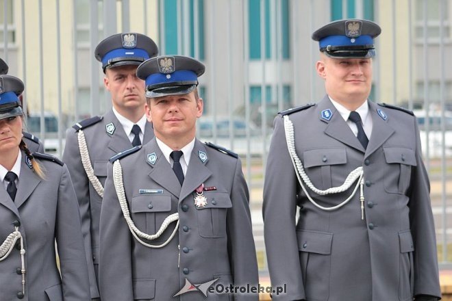 Ostrołęka: Miejskie obchody święta policji. 70 mundurowych awansowano na wyższe stopnie [23.07.2015] - zdjęcie #90 - eOstroleka.pl