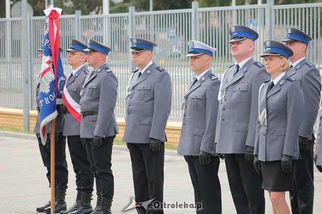 Ostrołęka: Miejskie obchody święta policji. 70 mundurowych awansowano na wyższe stopnie [23.07.2015] - zdjęcie #82 - eOstroleka.pl
