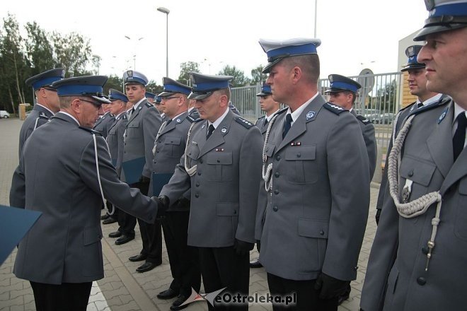 Ostrołęka: Miejskie obchody święta policji. 70 mundurowych awansowano na wyższe stopnie [23.07.2015] - zdjęcie #137 - eOstroleka.pl