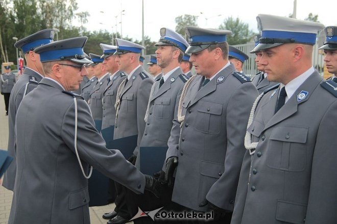 Ostrołęka: Miejskie obchody święta policji. 70 mundurowych awansowano na wyższe stopnie [23.07.2015] - zdjęcie #123 - eOstroleka.pl