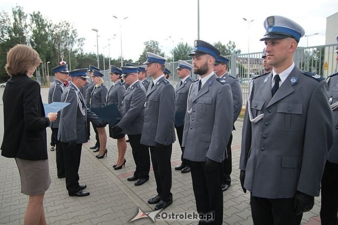 Ostrołęka: Miejskie obchody święta policji. 70 mundurowych awansowano na wyższe stopnie [23.07.2015] - zdjęcie #101 - eOstroleka.pl