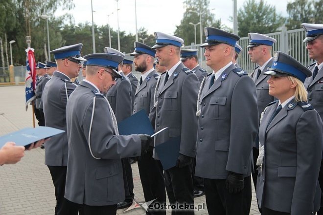 Ostrołęka: Miejskie obchody święta policji. 70 mundurowych awansowano na wyższe stopnie [23.07.2015] - zdjęcie #91 - eOstroleka.pl