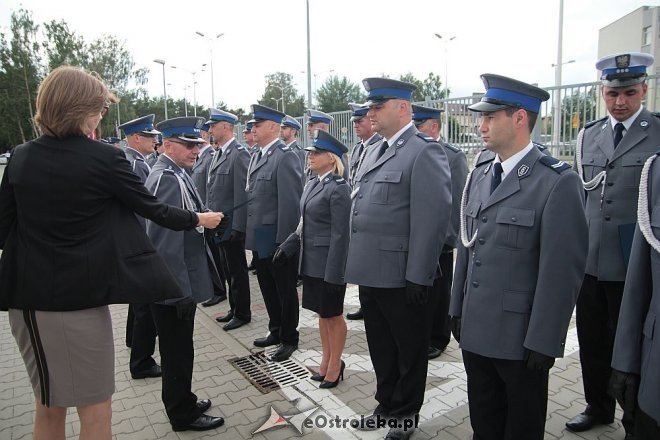Ostrołęka: Miejskie obchody święta policji. 70 mundurowych awansowano na wyższe stopnie [23.07.2015] - zdjęcie #89 - eOstroleka.pl