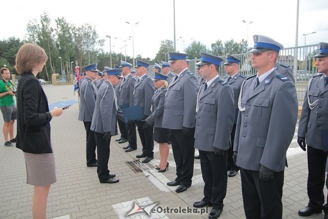 Ostrołęka: Miejskie obchody święta policji. 70 mundurowych awansowano na wyższe stopnie [23.07.2015] - zdjęcie #87 - eOstroleka.pl