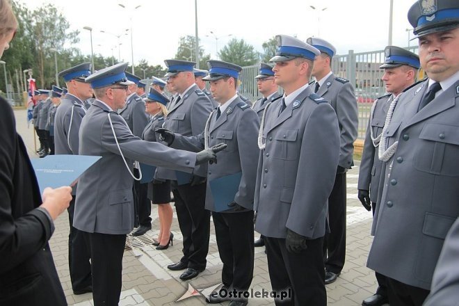 Ostrołęka: Miejskie obchody święta policji. 70 mundurowych awansowano na wyższe stopnie [23.07.2015] - zdjęcie #81 - eOstroleka.pl