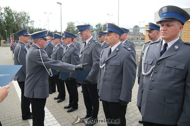 Ostrołęka: Miejskie obchody święta policji. 70 mundurowych awansowano na wyższe stopnie [23.07.2015] - zdjęcie #67 - eOstroleka.pl