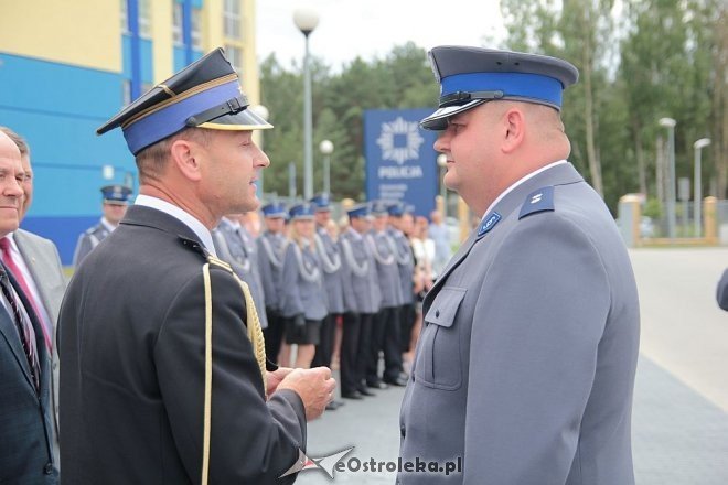 Ostrołęka: Miejskie obchody święta policji. 70 mundurowych awansowano na wyższe stopnie [23.07.2015] - zdjęcie #37 - eOstroleka.pl