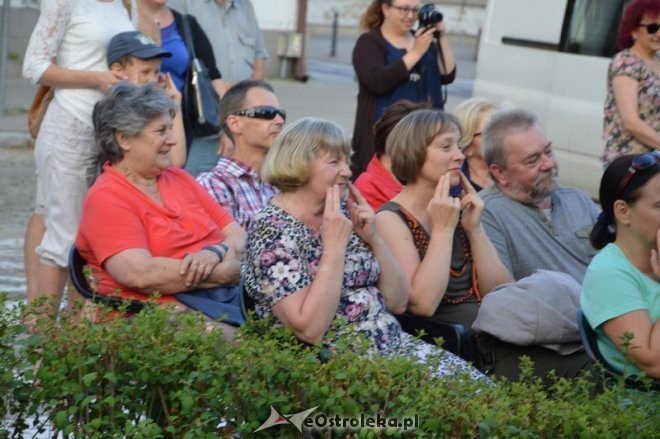 Artur Gotz gwiazdą Art Czwartku [23.07.2015] - zdjęcie #8 - eOstroleka.pl