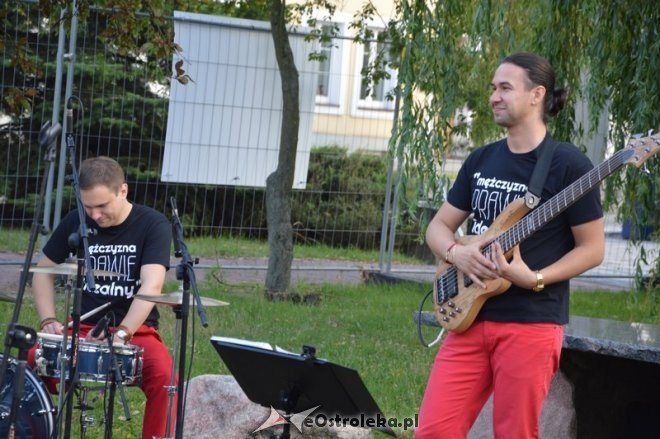 Artur Gotz gwiazdą Art Czwartku [23.07.2015] - zdjęcie #4 - eOstroleka.pl