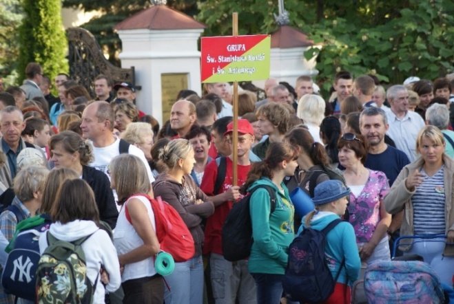 XXV Piesza Pielgrzymka do Częstochowy (01.08.09) - zdjęcie #77 - eOstroleka.pl