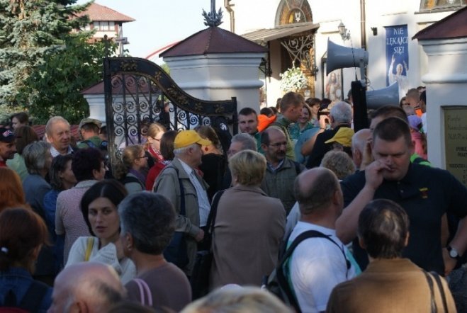 XXV Piesza Pielgrzymka do Częstochowy (01.08.09) - zdjęcie #68 - eOstroleka.pl