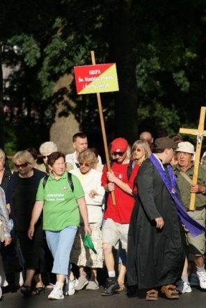 XXV Piesza Pielgrzymka do Częstochowy (01.08.09) - zdjęcie #57 - eOstroleka.pl