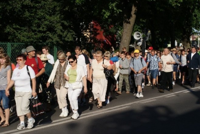 XXV Piesza Pielgrzymka do Częstochowy (01.08.09) - zdjęcie #50 - eOstroleka.pl