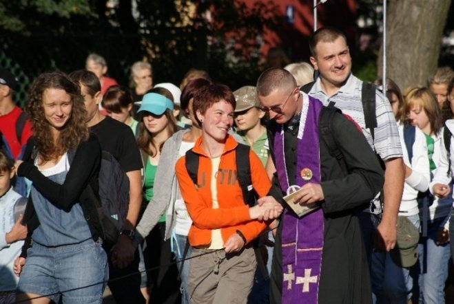 XXV Piesza Pielgrzymka do Częstochowy (01.08.09) - zdjęcie #45 - eOstroleka.pl