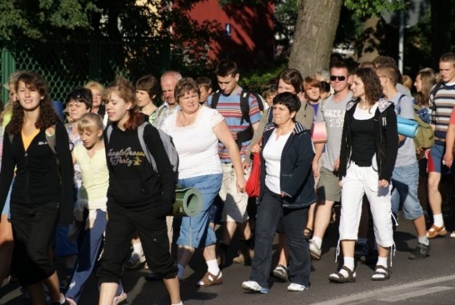 XXV Piesza Pielgrzymka do Częstochowy (01.08.09) - zdjęcie #44 - eOstroleka.pl